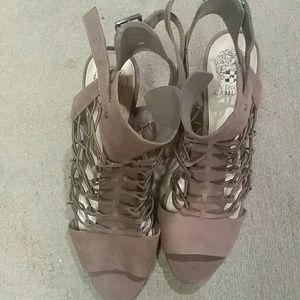 Cone Vince Camuto sandals never worn
